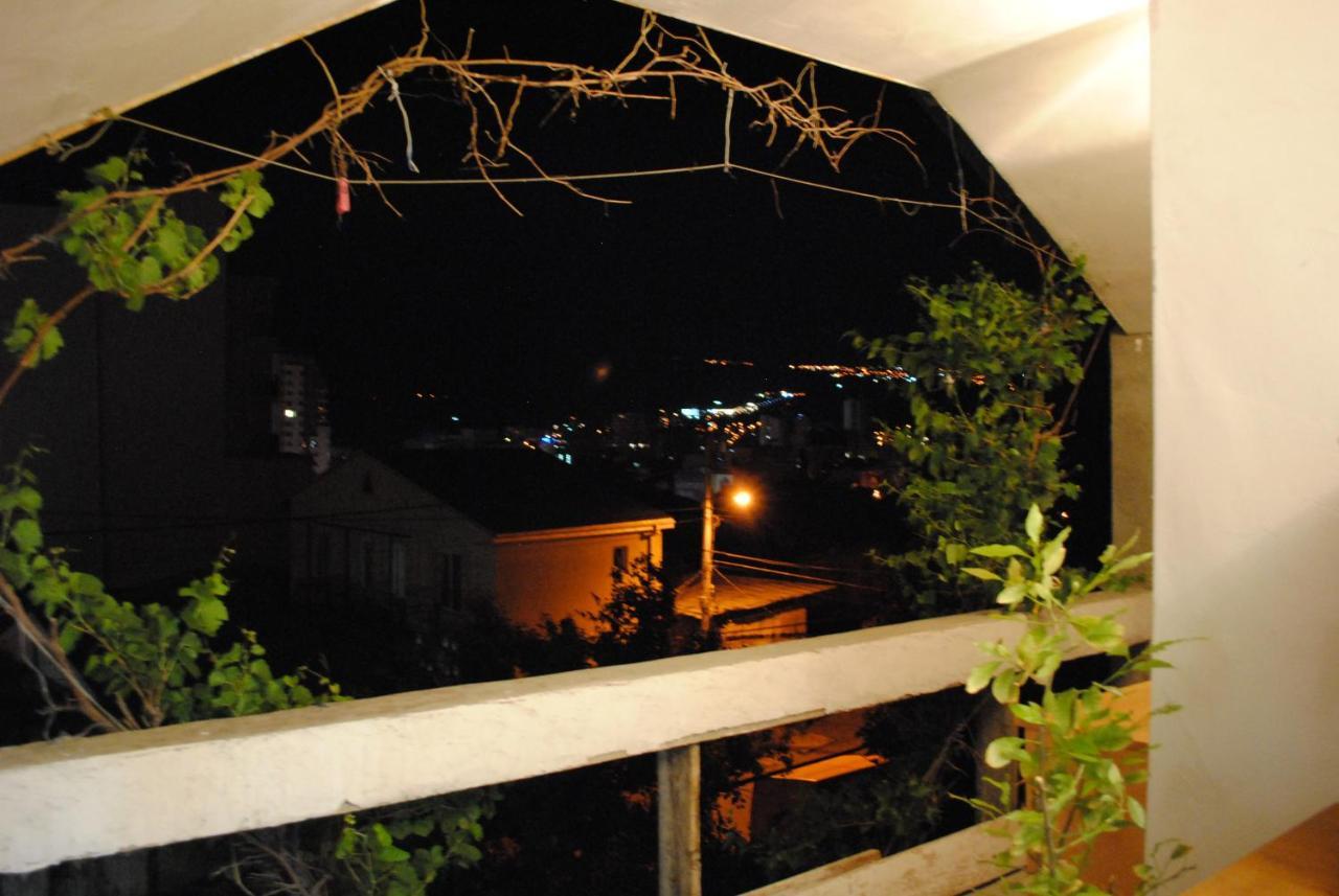 Family Guesthouse - Macharashvili Tbilisi Exterior photo