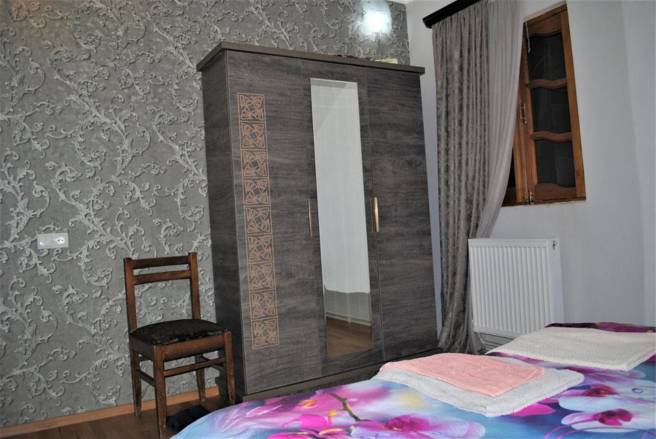 Family Guesthouse - Macharashvili Tbilisi Exterior photo
